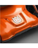 Коса Husqvarna бензинова самоходна с кош 1.95 kW, 2.65 к.с., 400 мм, LC 140SP/970488201 Коса Husqvarna бензинова самоходна с кош 1.95 kW, 2.65 к.с., 400 мм, LC 140SP/970488201