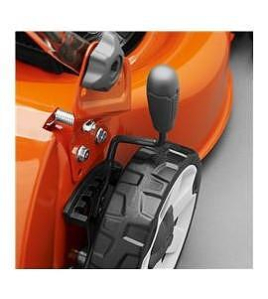 Коса Husqvarna бензинова самоходна с кош 1.95 kW, 2.65 к.с., 400 мм, LC 140SP/970488201